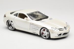 Mercedes SLR McLaren C199 Hvid Maisto 1:18 31068 Metal — billede 6 af 8