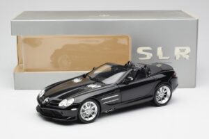 Mercedes SLR McLaren Roadster R199 Crystal Galaxit Sort Minichamps 1:18 B66961004 Metal — billede 8 af 8