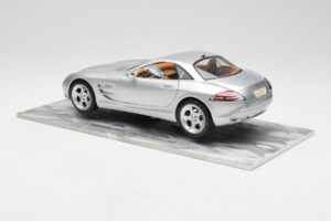 Mercedes SLR Vision Sølv Begrænset Udgave Med Aluminiumssokkel Bburago 1:18 B66962102 Metal — billede 7 af 8