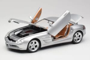 Mercedes SLR Vision Liquid Sølv Maisto 1:18 B66962101 Metal — billede 2 af 8
