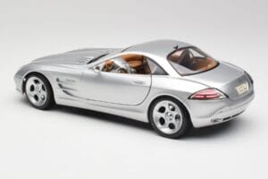 Mercedes SLR Vision Liquid Sølv Maisto 1:18 B66962101 Metal — billede 7 af 8