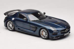 Mercedes SLS AMG Black Series Daytona Blue Metallic Minichamps 1:18 110033026 Metal — billede 6 af 8
