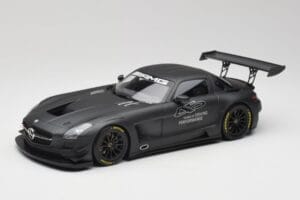 Mercedes AMG SLS C197 GT3 45 År Driving Performance Minichamps 1:18 151133100 Metal