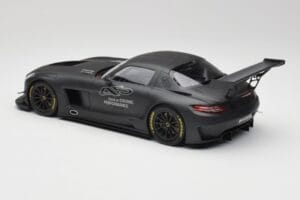 Mercedes AMG SLS C197 GT3 45 År Driving Performance Minichamps 1:18 151133100 Metal — billede 5 af 6