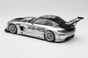 Mercedes AMG SLS C197 GT3 Team AMG China #96 M. Hakkinen / C. Cheng Zhuhai 6th 2011 Minichamps 1:18 151113196 Metal — billede 5 af 6