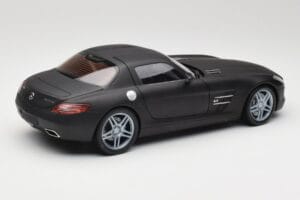 Mercedes SLS AMG C197 Matte Black Minichamps 1:18 100039027 Metal — billede 3 af 8