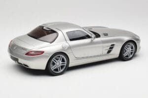 Mercedes SLS AMG C197 Matt Sølv Minichamps 1:18 100039029 Metal — billede 3 af 8