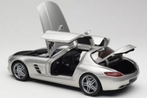 Mercedes SLS AMG C197 Matt Sølv Minichamps 1:18 100039029 Metal — billede 5 af 8
