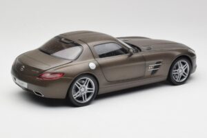 Mercedes SLS AMG C197 Monza Grå Minichamps 1:18 B66960044 Metal — billede 3 af 8