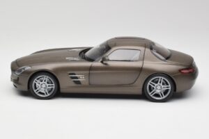 Mercedes SLS AMG C197 Monza Grå Minichamps 1:18 B66960044 Metal — billede 4 af 8