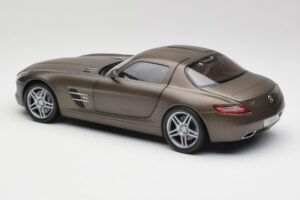 Mercedes SLS AMG C197 Monza Grå Minichamps 1:18 B66960044 Metal — billede 7 af 8