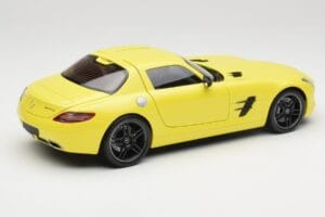 Mercedes SLS AMG C197 Gul Minichamps 1:18 100039022 Metal — billede 3 af 8