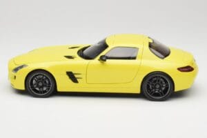 Mercedes SLS AMG C197 Gul Minichamps 1:18 100039022 Metal — billede 4 af 8