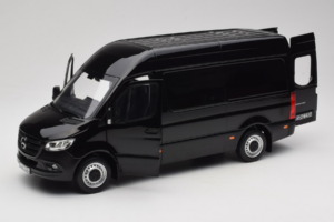 Mercedes Sprinter Sort Norev 1:18 183041 Metal — billede 2 af 8