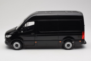 Mercedes Sprinter Sort Norev 1:18 183041 Metal — billede 4 af 8