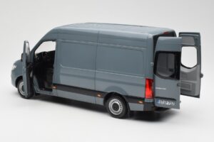 Mercedes Sprinter W907 Blågrå Norev 1:18 183423 Metal — billede 5 af 7