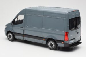 Mercedes Sprinter W907 Blågrå Norev 1:18 183423 Metal — billede 6 af 7