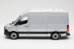 Mercedes Sprinter W907 Sølv Norev 1:18 183424 Metal — billede 4 af 8