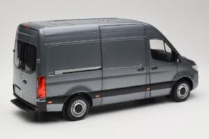 Mercedes Sprinter W907 Varevogn Selenite Grey Metallic Norev 1:18 B66004163 Metal — billede 3 af 8