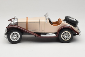 Mercedes SSK Beige & Mørkerød Bburago 1:18 3009-M4 Metal — billede 3 af 6