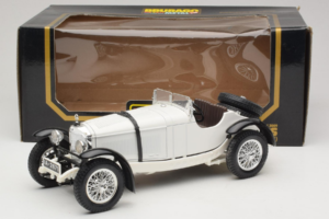 Mercedes SSK Hvid Bburago 1:18 3009-P3 Metal — billede 6 af 6