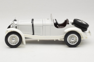 Mercedes SSKL Hvid 1931 Bburago 1:18 3002-M2 Metal — billede 3 af 6