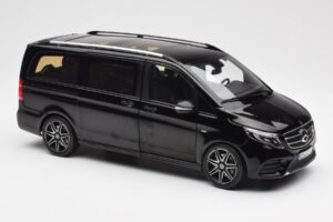 Mercedes V-Class W447 AMG Line Sort Norev 1:18 183860 Metal — billede 5 af 6