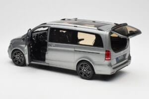 Mercedes V-Class W447 AMG Line Grå Metallic Norev 1:18 183488 Metal — billede 6 af 9