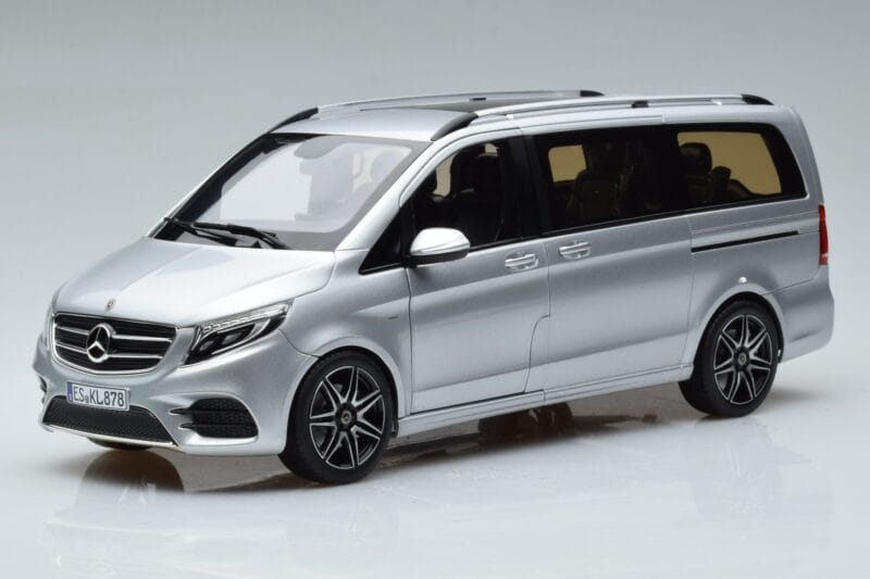 Mercedes V-Class V260 AMG Line Sølv Norev 1:18 183871 Metal