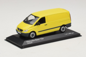 Mercedes Vito Kastenwagen Gul Minichamps 1:43 400032260 Metal — billede 2 af 4