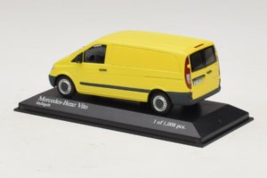Mercedes Vito Kastenwagen Gul Minichamps 1:43 400032260 Metal — billede 3 af 4