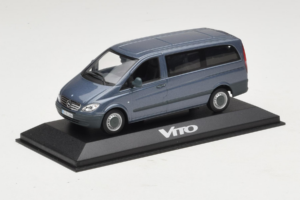 Mercedes Vito W638 Lugano Grey Minichamps 1:43 B67871201 Metal — billede 2 af 4