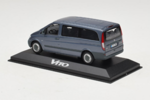 Mercedes Vito W638 Lugano Grey Minichamps 1:43 B67871201 Metal — billede 3 af 4