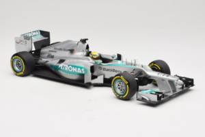 Mercedes W04 #9 N. Rosberg Mercedes AMG Petronas Showcar 2013 Minichamps 1:18 110130079 Metal — billede 4 af 7