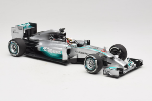 Mercedes W05 #44 L. Hamilton Mercedes AMG Petronas Chinese Grand Prix Winner 2014 Minichamps 1:18 110140244 Metal — billede 4 af 7