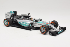 Mercedes W06 #44 L. Hamilton Mercedes AMG Petronas Japanese Grand Prix Winner 2015 Minichamps 1:18 110150344 Metal — billede 4 af 7