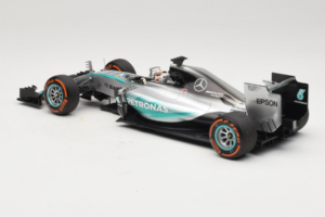 Mercedes W06 #44 L. Hamilton Mercedes AMG Petronas Japanese Grand Prix Winner 2015 Minichamps 1:18 110150344 Metal — billede 5 af 7
