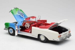 Mercedes 280SE W108 Tricolor Maisto 1:18 56014 Metal — billede 5 af 8