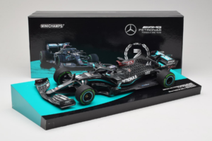 Mercedes W11 #44 L. Hamilton Mercedes AMG Petronas Turkish Grand Prix Winner World Champion 2020 Minichamps 1:18 113201444 Re — billede 7 af 7