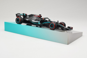 Mercedes W11 #63 G. Russell Mercedes AMG Petronas Sakhir Grand Prix 2020 Minichamps 1:18 113201663 Resin — billede 4 af 7