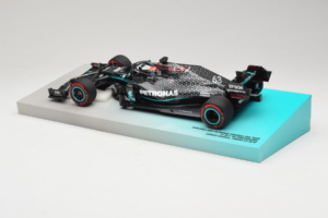 Mercedes W11 #63 G. Russell Mercedes AMG Petronas Sakhir Grand Prix 2020 Minichamps 1:18 113201663 Resin — billede 5 af 7