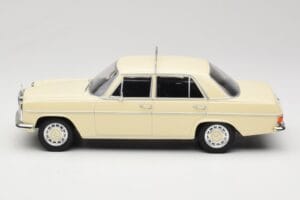Mercedes W115 Beige Taxi MCG 1:18 MCG18055 Metal — billede 3 af 6
