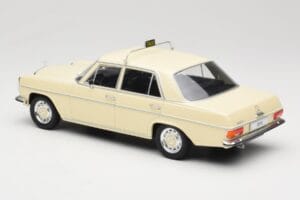 Mercedes W115 Beige Taxi MCG 1:18 MCG18055 Metal — billede 5 af 6