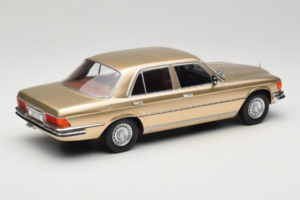Mercedes W116 Metallic Beige MCG 1:18 MCG18550 Metal — billede 2 af 6