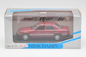 Mercedes 300D W124 Rød Minichamps 1:43 3209 Metal — billede 4 af 4