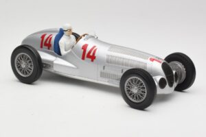 Mercedes W125 #14 Daimler-Benz AG M. von Brauchitsch 2nd Place German GP 1937 Minichamps 1:18 155373114 Metal — billede 4 af 6