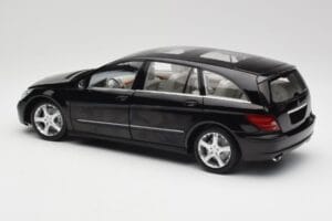 Mercedes R-Class W251 Obsidian Sort Minichamps 1:18 150034601 Metal — billede 7 af 8