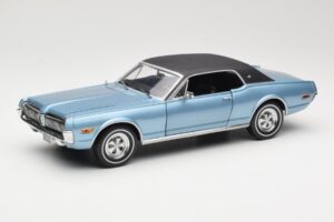 Mercury Cougar XR-7 Blå Sun Star 1:18 1562 Metal