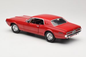 Mercury Cougar XR-7 Rød Sun Star 1:18 1541 Metal — billede 7 af 8