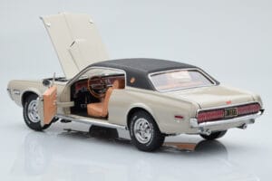 Mercury Cougar XR7-G Fawn Sun Star 1:18 1572 Metal — billede 5 af 8